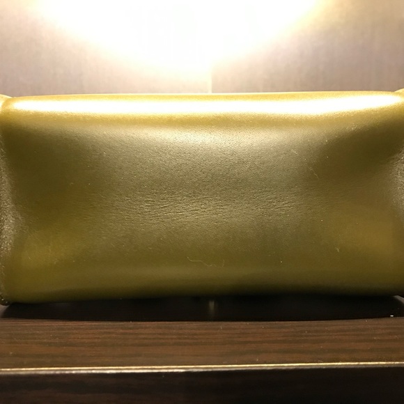 ✨HOST PICK✨SOPHIE HULME Shiny Leather Box Albion Tote In Dark Khaki✨HOST PICK✨ - Picture 5 of 8